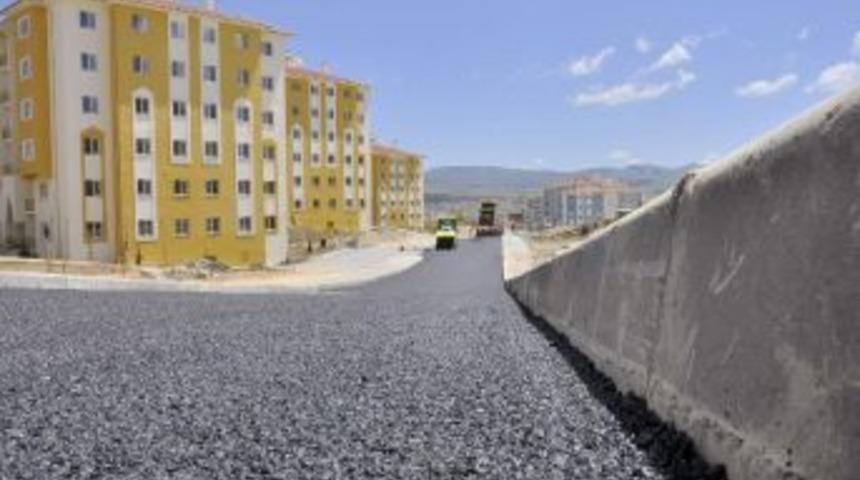 Kırşehir Belediyesi Asfalt &Ccedil;alışmalarına Başladı