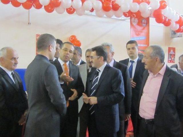 &Ccedil;at&rsquo;ta &ldquo;kitap Fuarı A&ccedil;ıldı 3