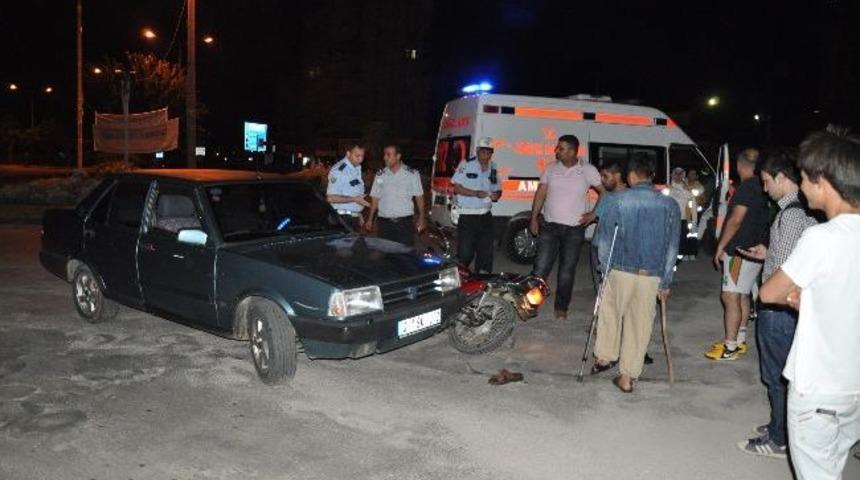 Motosikletiyle Otomobilin Altına Girdi