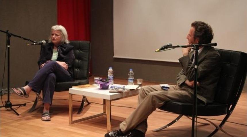 D&uuml;nyaca &Uuml;nl&uuml; Profes&ouml;r Victoria Rowe Holbrook Sakarya'ya Geldi