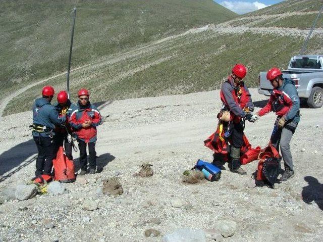 Belediye Ve Jandarmadan Erciyes'te Nefes Kesen Operasyon