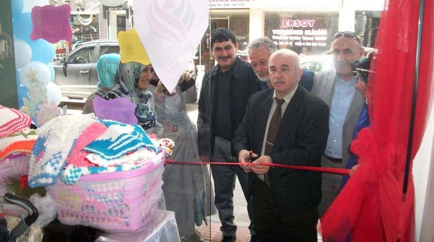 Sinop&rsquo;ta Ihtiya&ccedil; Sahibi &Ouml;ğrenciler Yararına Kermes D&uuml;zenlendi