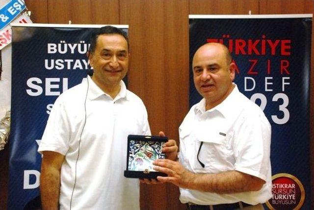 Gediz de Ak Parti Kadın Kolları Üyelerine Konferans 1