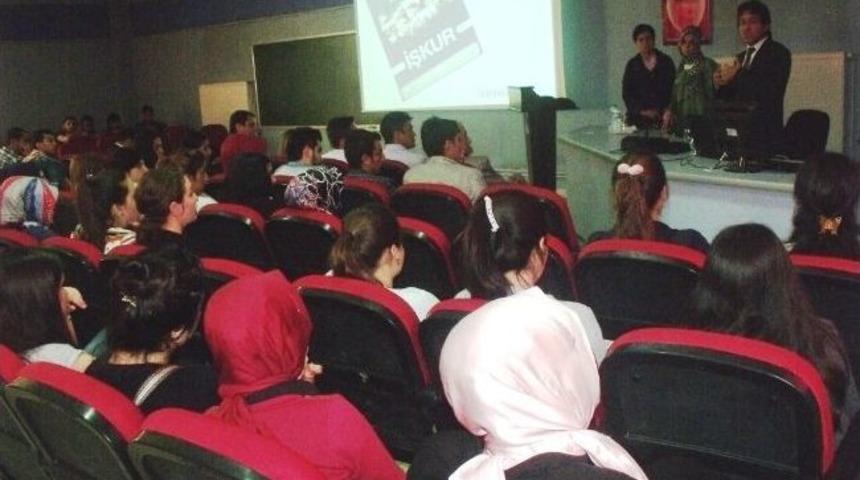 Şaphane Meslek Y&uuml;ksekokulu &Ouml;ğrencilerine Meslek Bulma Semineri