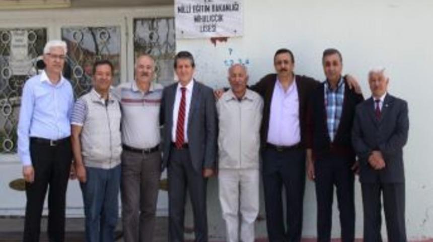 Miyad Y&ouml;neticileri Mezun Oldukları Mihalı&ccedil;&ccedil;ık Lisesini Ziyaret Ettiler