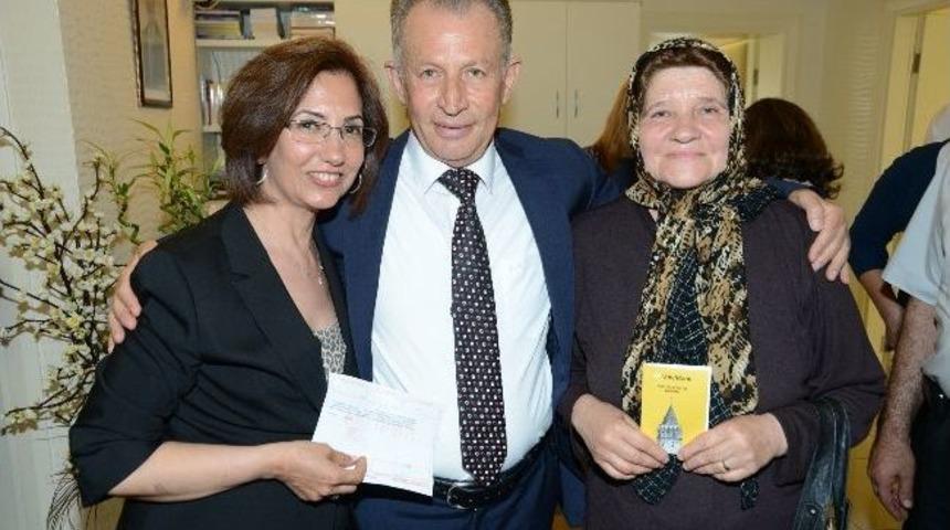 Ege-koop Hem Ev Sahibi Yapıyor, Hem De &Uuml;st&uuml;ne Para Veriyor