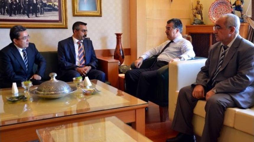 Tapu Ve Kadastro M&uuml;d&uuml;rl&uuml;ğ&uuml;&rsquo;nden Vali Kerem Al&rsquo;a Ziyaret