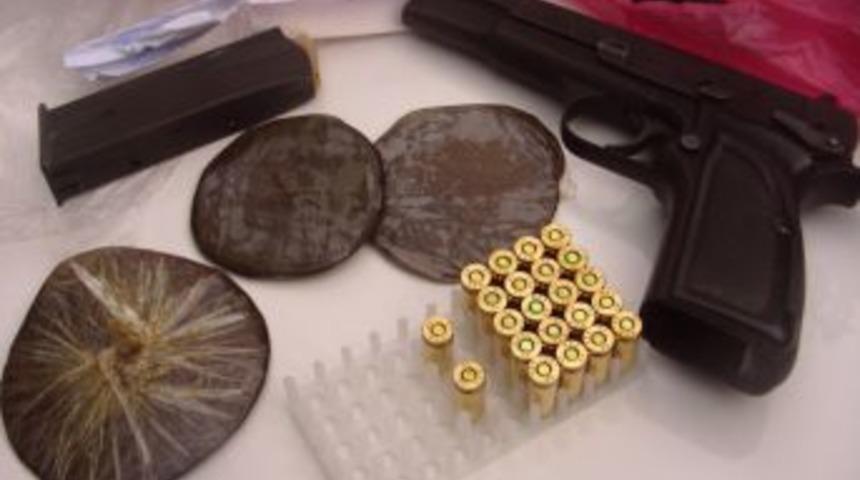 Uşak Polisi Iki G&uuml;nde Yaklaşık 37 G. Esrar Ele Ge&ccedil;irdi