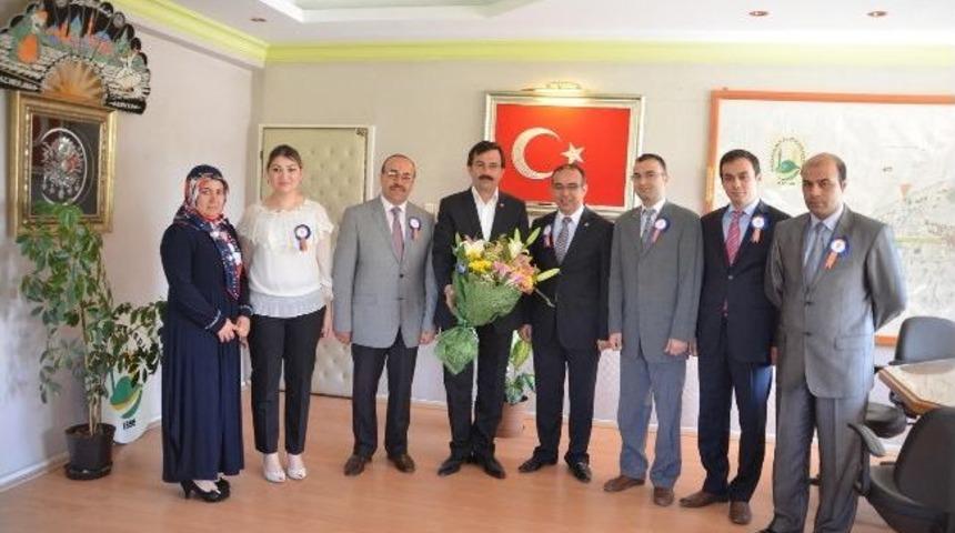 Tapu M&uuml;d&uuml;r&uuml; Ko&ccedil;'tan Başkan Uzunkaya'ya Ziyaret