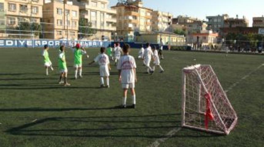 &Ccedil;ocuklar, Yaz Spor Okullarının Yolunu Tutacak