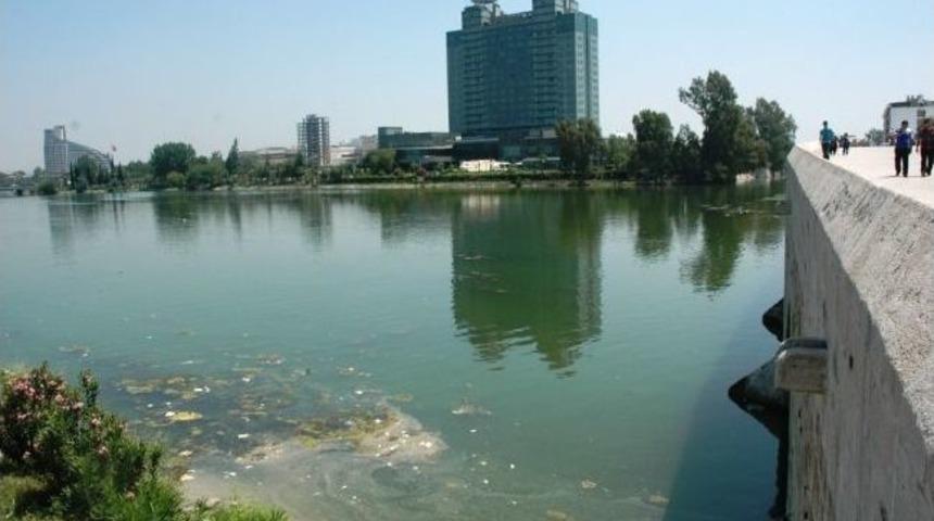 Seyhan Nehri'nde Kirlilik