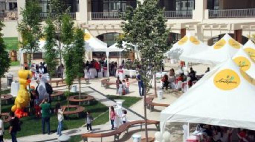 G&uuml;neydoğu&rsquo;nun En B&uuml;y&uuml;k Konut Projesi Antepia'da Ev Teslimleri Başladı