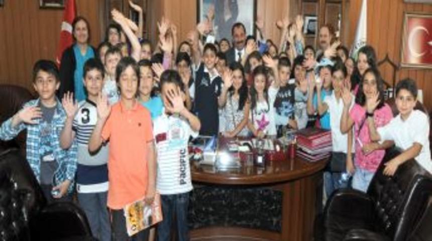 İlkokul &Ouml;ğrencileri Etimesgut Belediyesi'ni Ziyaret Etti