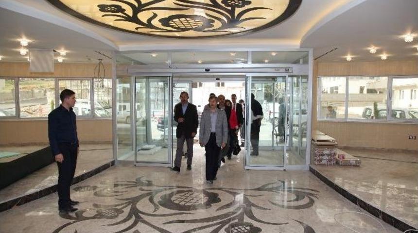 Hanımlar Y&uuml;zme, Spor Ve K&uuml;lt&uuml;r Merkezinde Kayıtlar Başladı