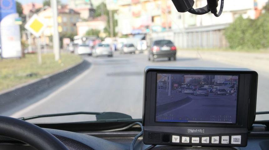 Ara&ccedil; Kullanırken Cep Telefonuyla Konuşanlara Ceza Yağdı