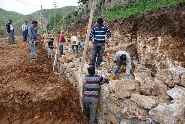 Belediye’den Yol Genişletme Çalışmaları