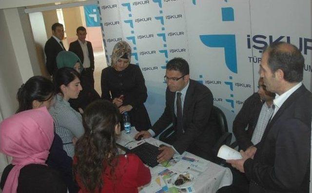 Hakkari&rsquo;de Kariyer G&uuml;n&uuml; Etkinlikleri 2