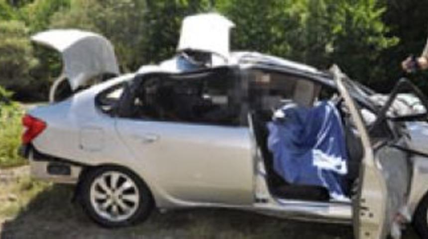 Şavşat&rsquo;ta kaza: 2 &ouml;l&uuml;