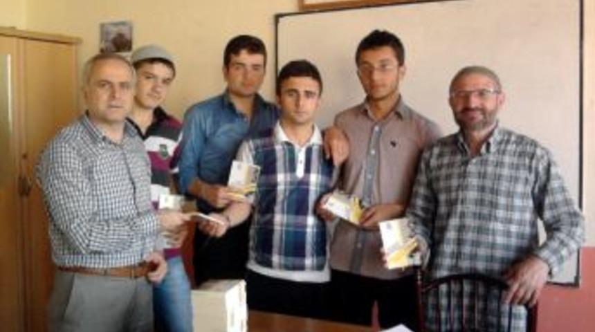 Evrensel Hafızlar Derneği&rsquo;nden Kitap Okuma Kampanyası