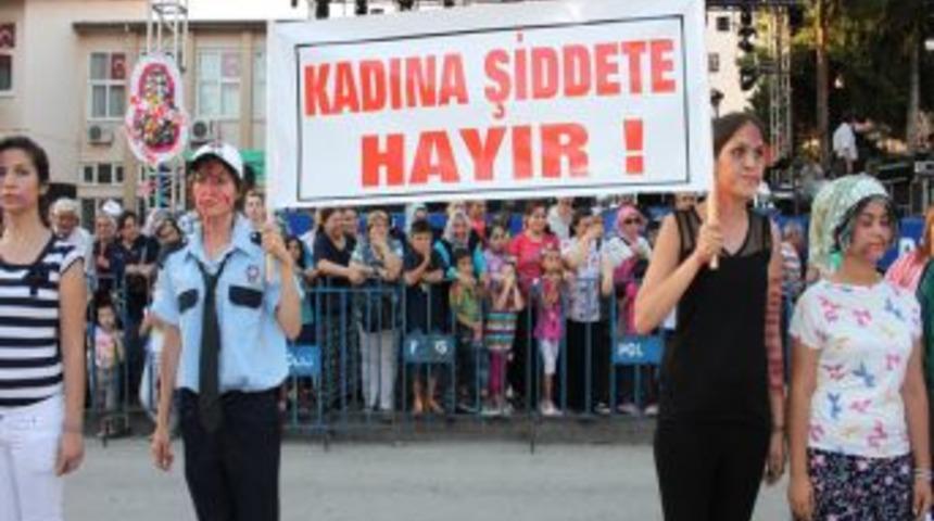 Silifke'de Lise &Ouml;ğrencilerinin 'kadına Şiddet' Tepkisi