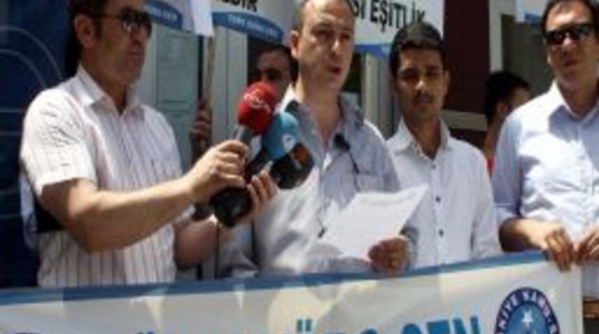 A&Ouml;F &Ouml;ğrencileri, B&uuml;t&uuml;nleme Sınavının Kaldırılmasına Tepkili