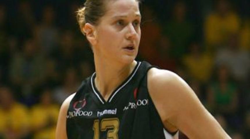 Adana Botaş, Anna Vajda Ile Anlaştı