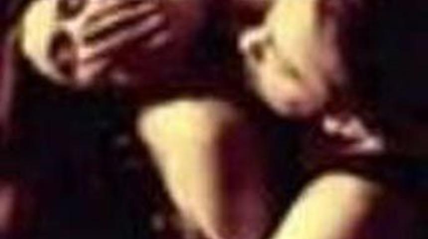 Kızının arkadaşını taciz etti, tutuklandı