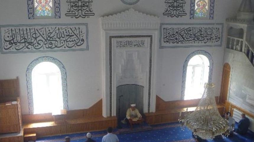 Osman Gazi Camii Yeni &Ccedil;ehresine Kavuştu