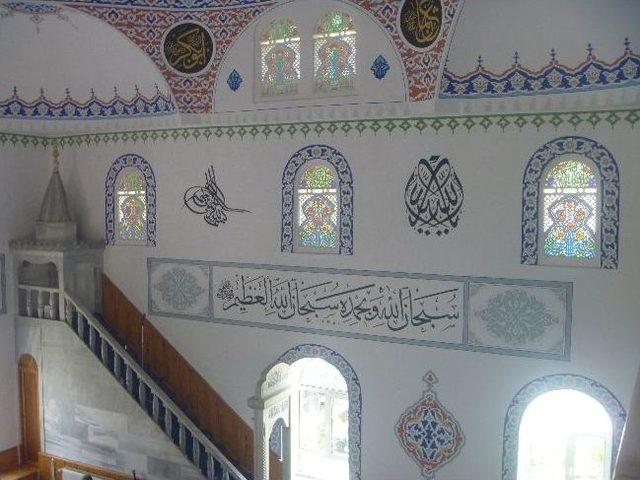 Osman Gazi Camii Yeni Çehresine Kavuştu