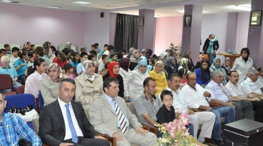 Yerk&ouml;y'de Aile Eğitimi Programına Katılan Velilere Sertifikaları Verildi