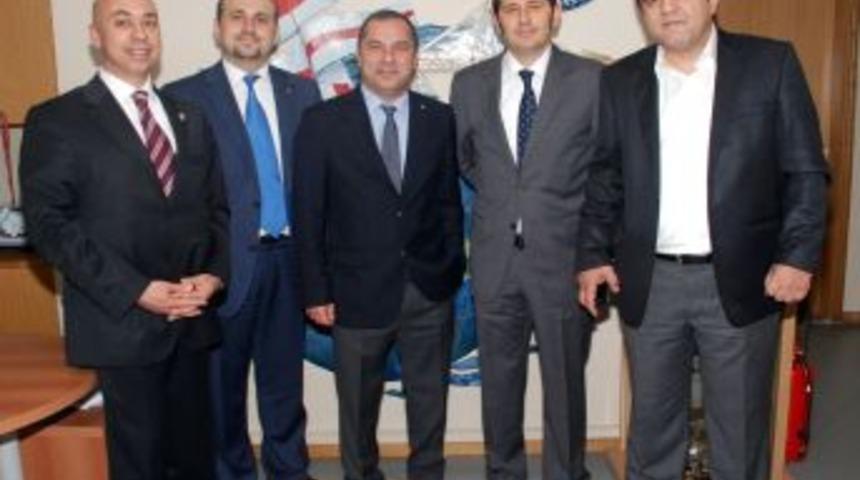 DTO İzmir Şubesi&rsquo;nin Yeni Başkanı Yusuf &Ouml;zt&uuml;rk Oldu