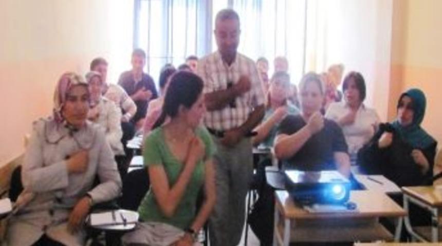 Ereğli&rsquo;de Hastane Personeline İşaret Dili Eğitimi