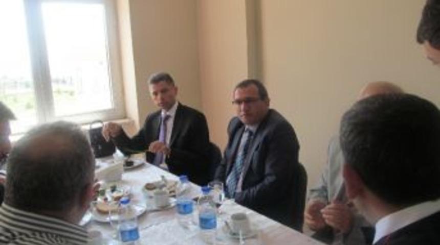 Gerede Kaykakamı Turizm Otelcilik Lisesinin Ziyaret Etti