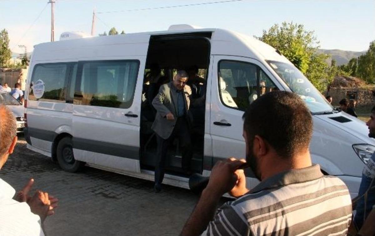 Akil İnsanlar Heyetine Halfeli&rsquo;de Davul Zurnalı Karşılama