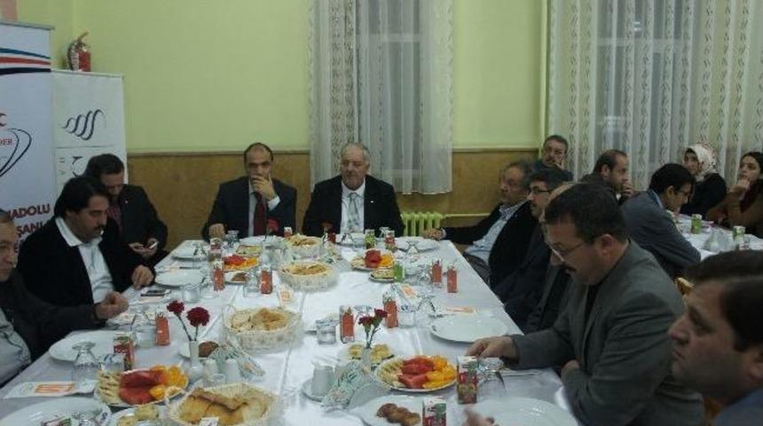 Aziziye&rsquo;de Eczacılar G&uuml;n&uuml;ne &Ouml;zel Program