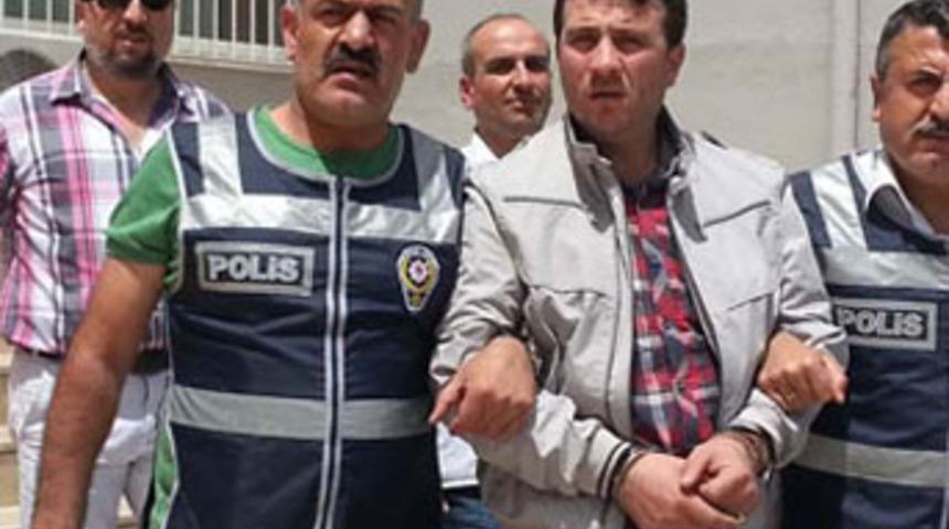 Facebook tartışması cinayetle bitti