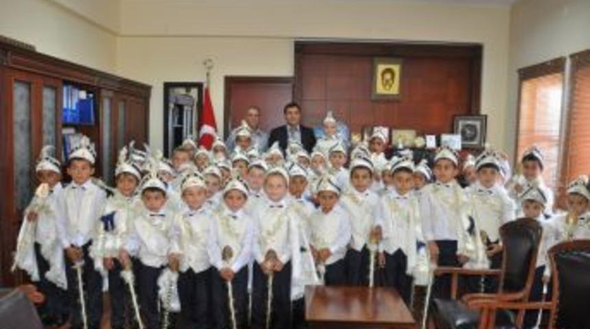 Alaplı'da s&uuml;nnet ş&ouml;leni kayıtları başladı