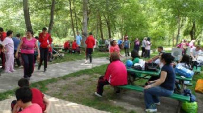 Kuzey bakım merkezi piknik d&uuml;zenledi