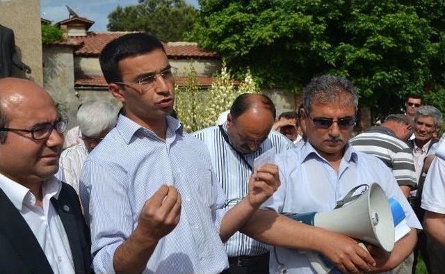 Kula daki Eğitim Sendikaları &Ouml;ğretmene Şiddeti Kınadı 2