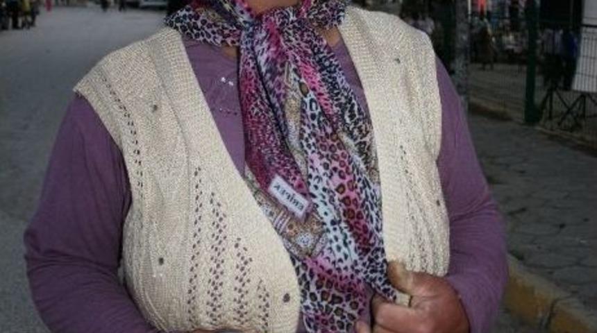 Kadın Fotoğraf&ccedil;ı 35 Yıldır Fotoğraf &Ccedil;ekiyor