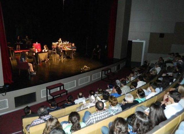 Liseli &Ouml;ğrencilerden Aşk Şiiri 2