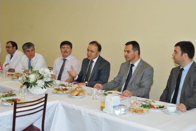 Vali Altıparmak Veda Ziyaretlerine Devam Ediyor 1