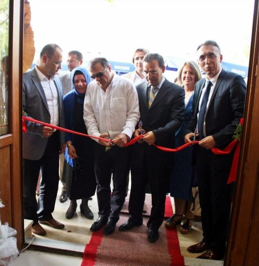 Samek Sapanca'da Yılsonu Sergisi A&ccedil;tı