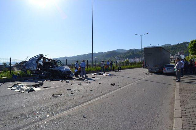 Trabzonspor taraftar aracı kaza yaptı 1