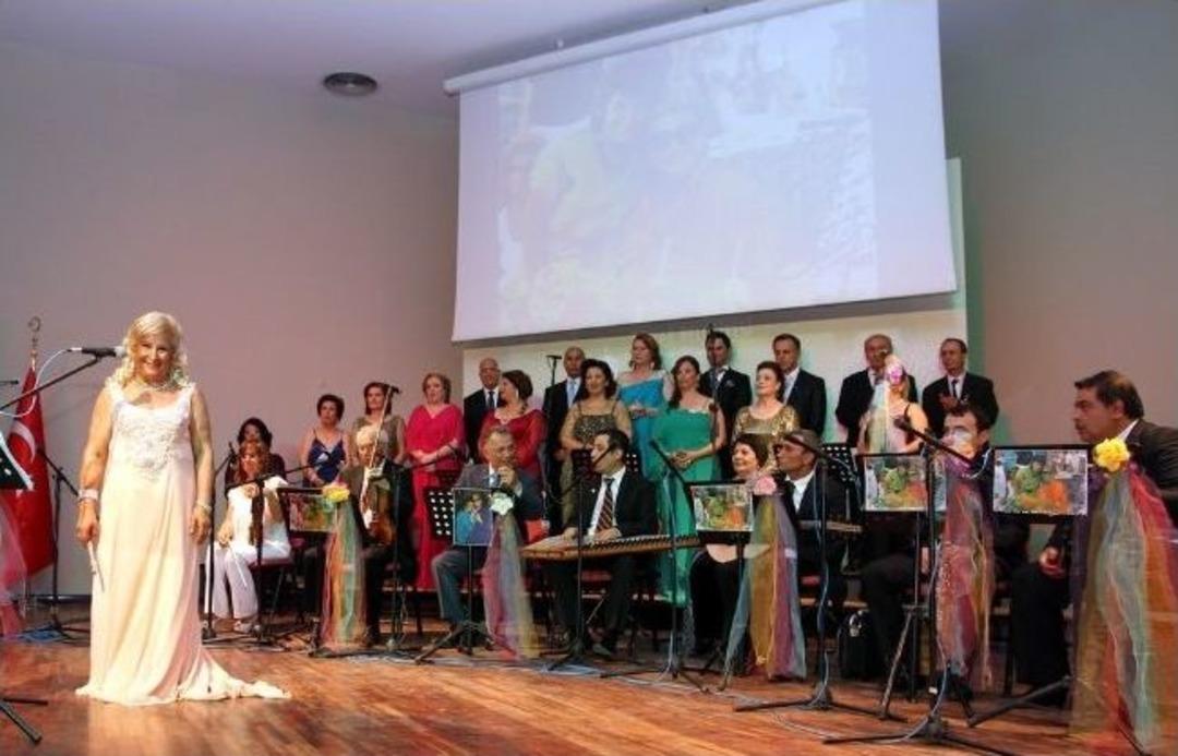 &Uuml;&ccedil; Sanat&ccedil;ıya Anma Gecesi