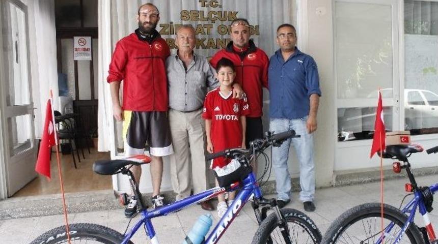 Sel&ccedil;uklu Bisiklet&ccedil;iler Anırkabir Ziyaretlerini Anlattı