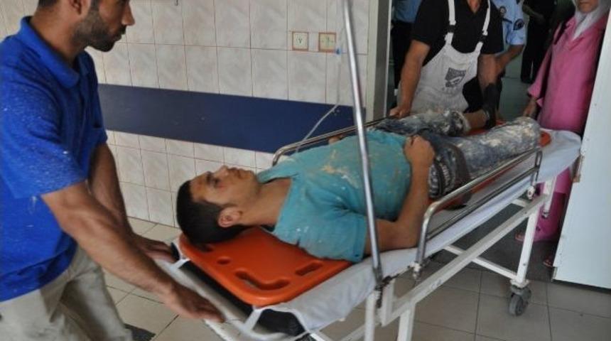 Yaslandığı Bacayla Birlikte Çatıdan Düştü