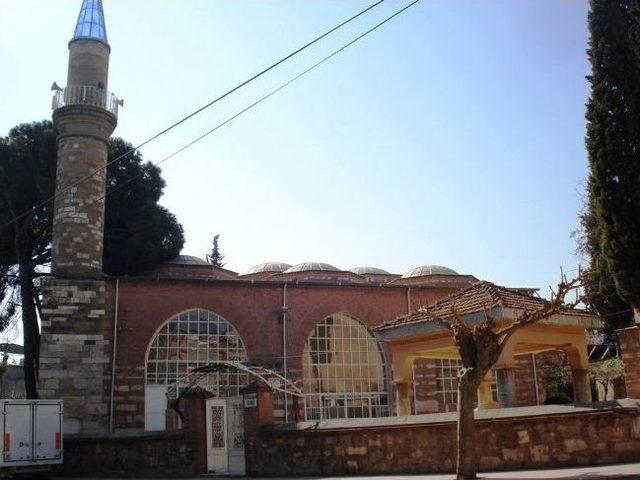 Alaşehir Şeyh Sinan Camisi, Asırlara Rağmen Ayakta 2