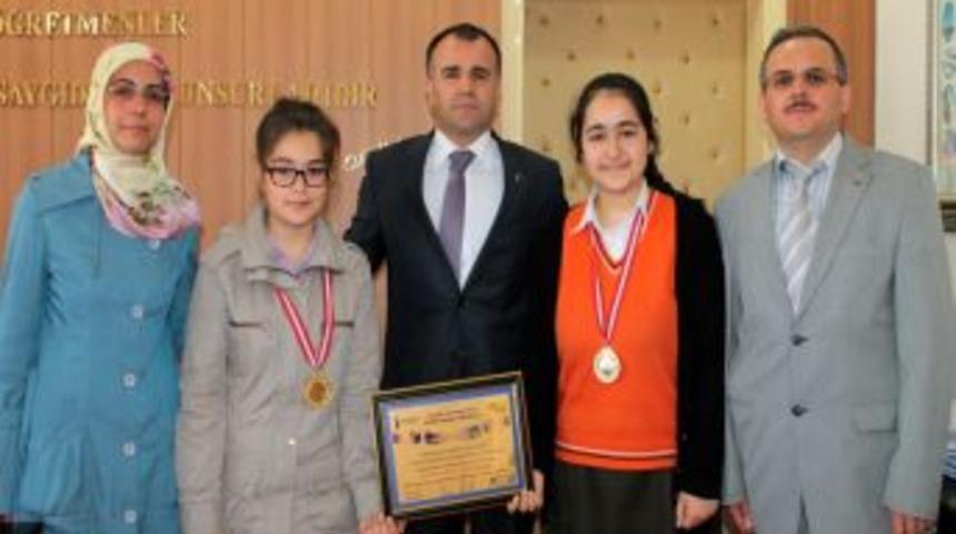 Dr. Faruk Sukan İlk&ouml;ğretim Okulu'ndan B&uuml;y&uuml;k Başarı