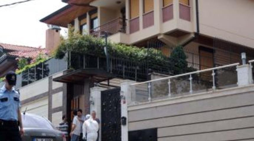 Hayri Kozak&ccedil;ıoğlu Evindeki Incelemeler S&uuml;r&uuml;yor